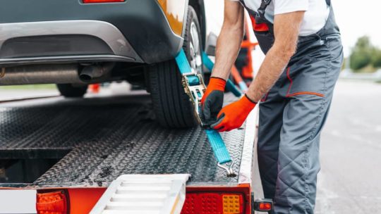 Comment remorquer une voiture ?